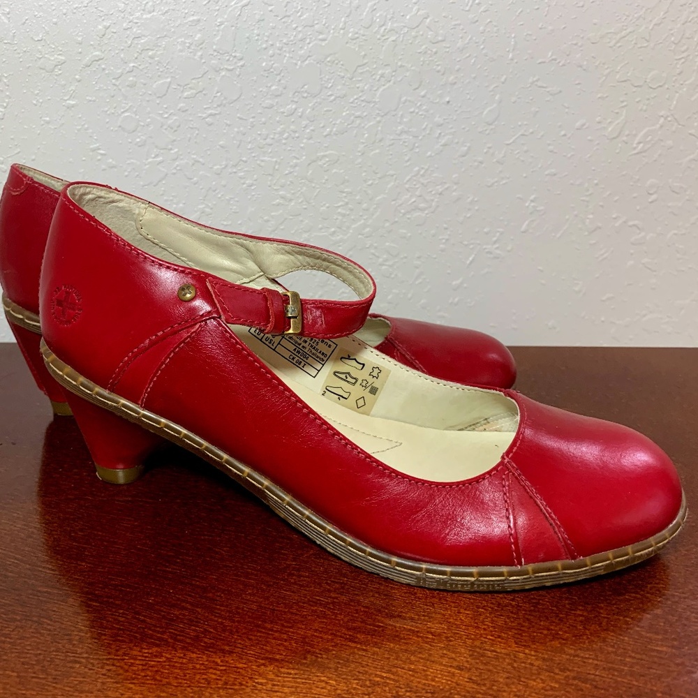 Dr. Martens Red Mary Jane pumps
